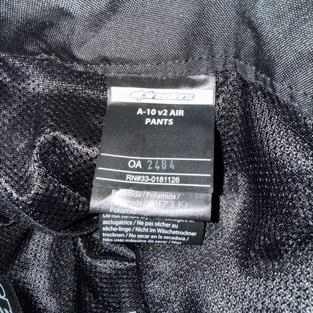 Alpinestars A10 V2 Air Motorcycle Pants - Picture 4 of 6